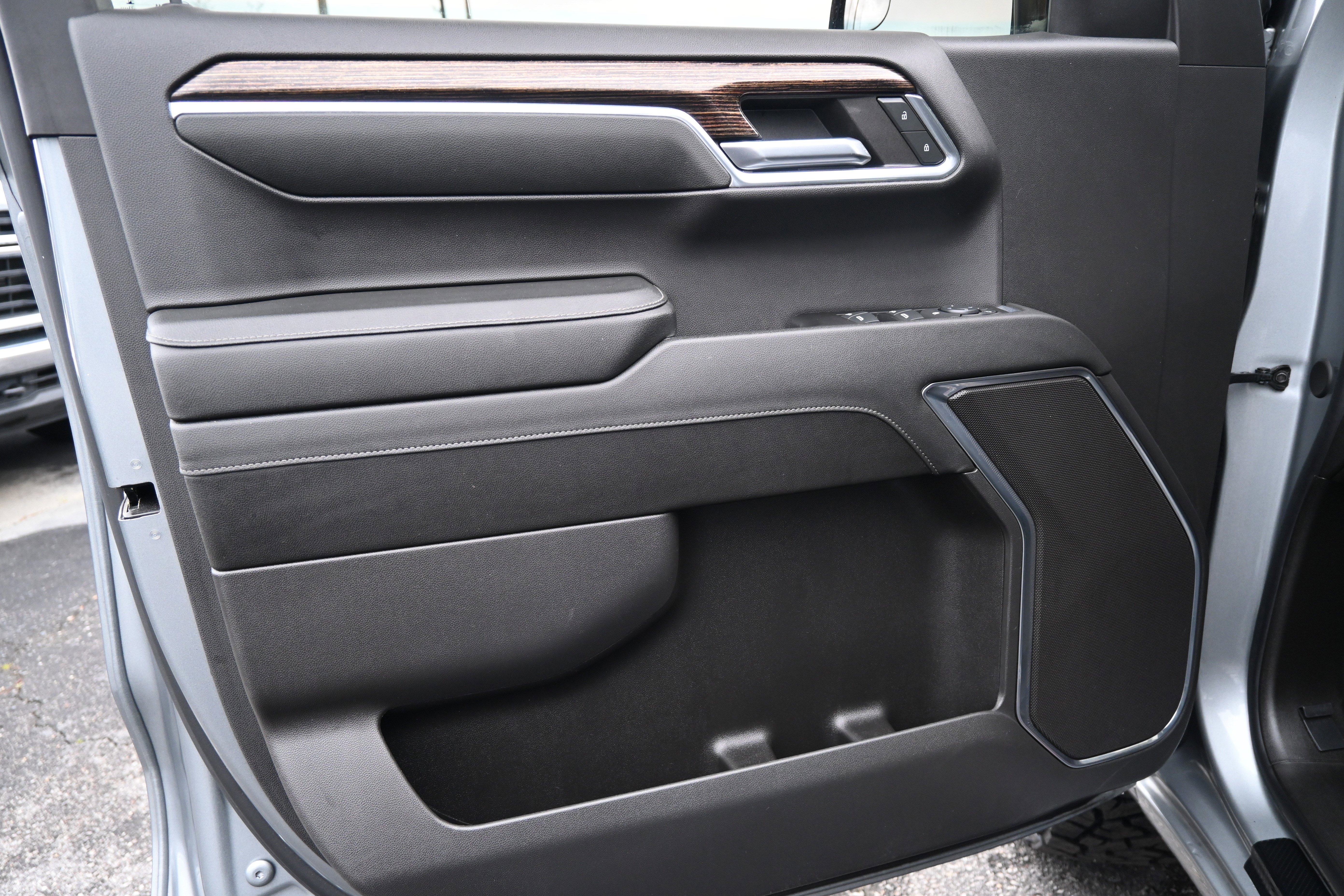 Used 2024 GMC Sierra 1500 Elevation w/ X31 Off-Road Package image 15