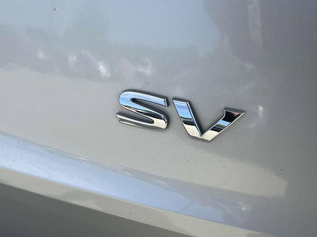 Used 2021 Nissan Rogue SV image 8