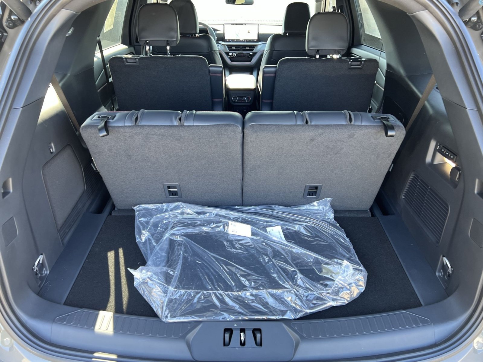 New 2026 Ford Explorer ST w/ Sun And Sound Package AWD/4WD image 27