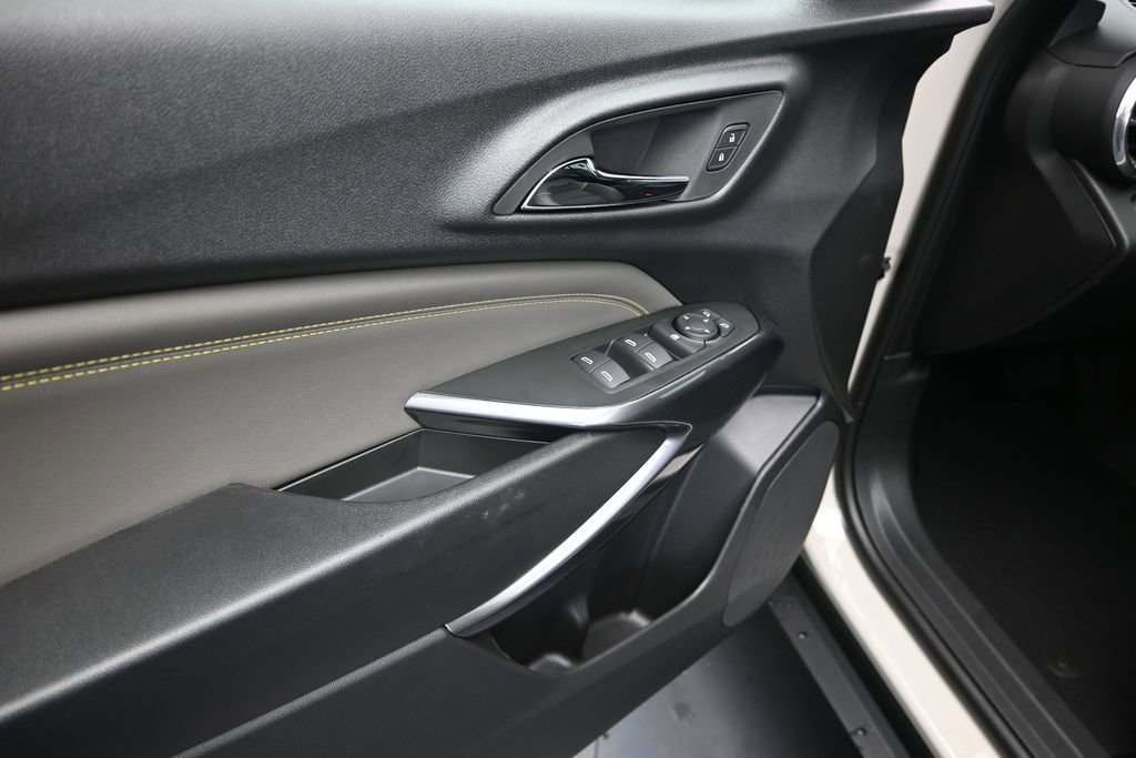 New 2026 Chevrolet Trax ACTIV w/ Driver Confidence Package FWD image 11