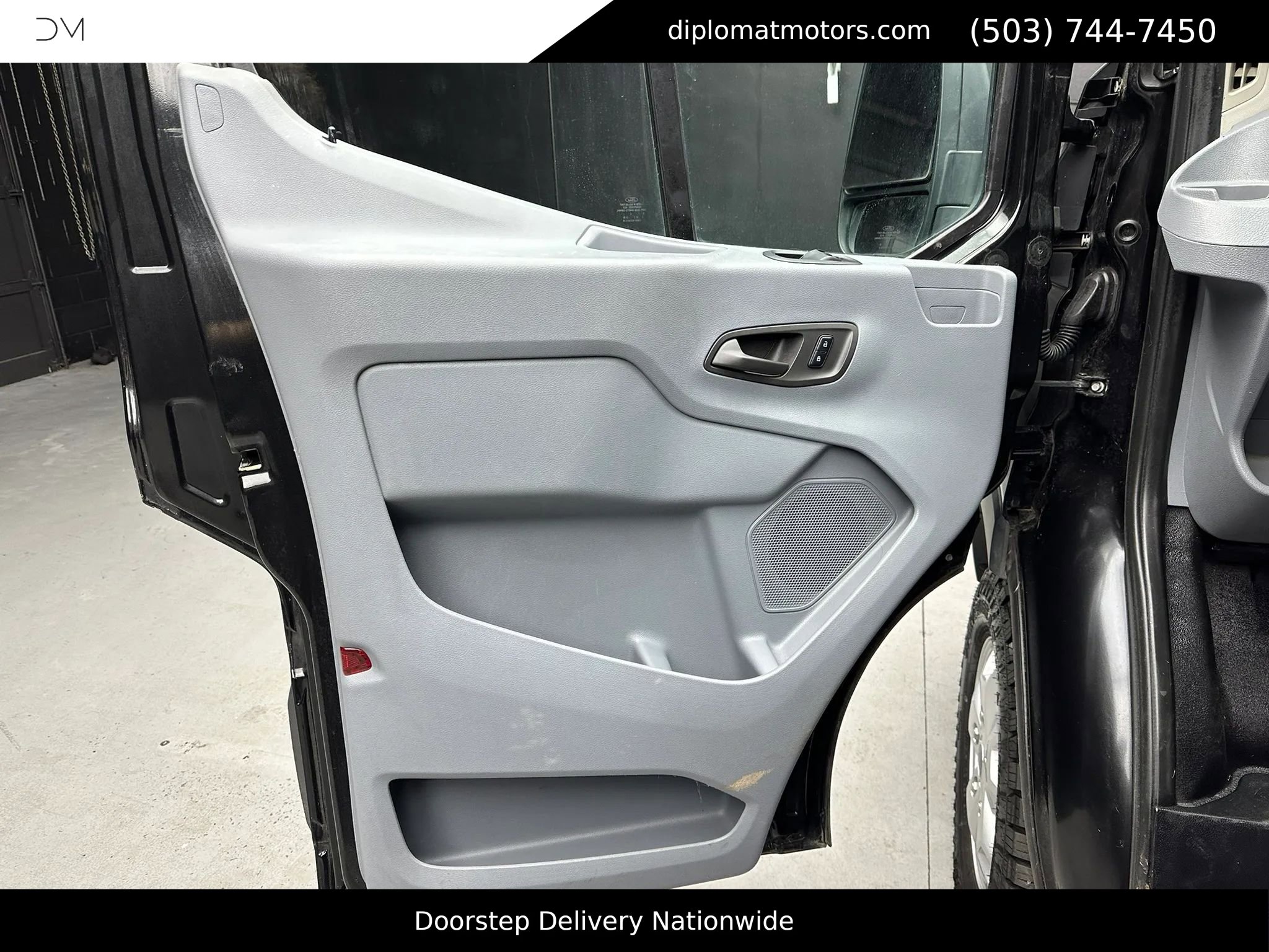 Used 2015 Ford Transit 250 148 Medium Roof image 22