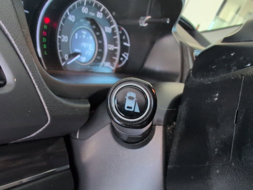 Used 2016 Honda CR-V EX-L image 13
