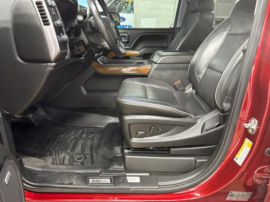 Used 2018 Chevrolet Silverado 1500 High Country AWD/4WD image 16