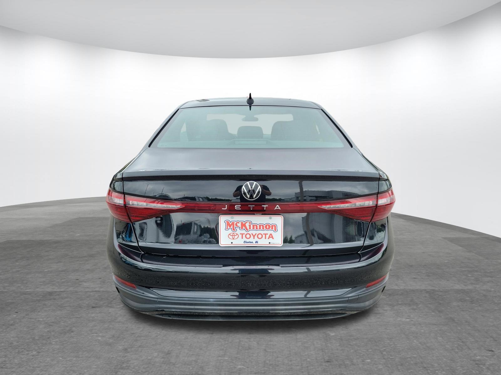 Used 2025 Volkswagen Jetta Sport FWD image 6
