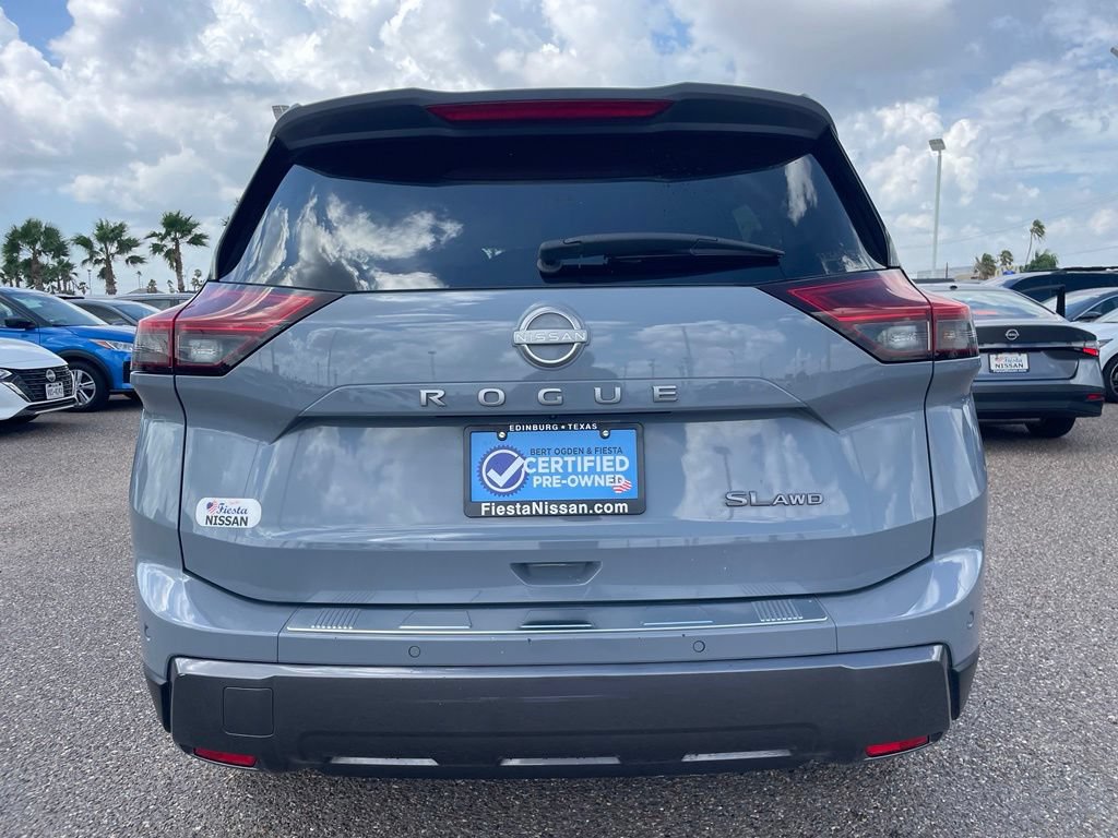 Certified 2025 Nissan Rogue SL AWD/4WD image 6