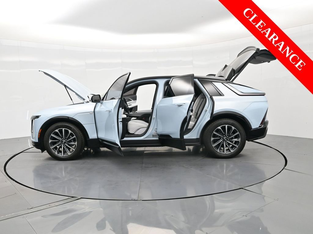 Used 2025 Cadillac Lyriq Sport image 48