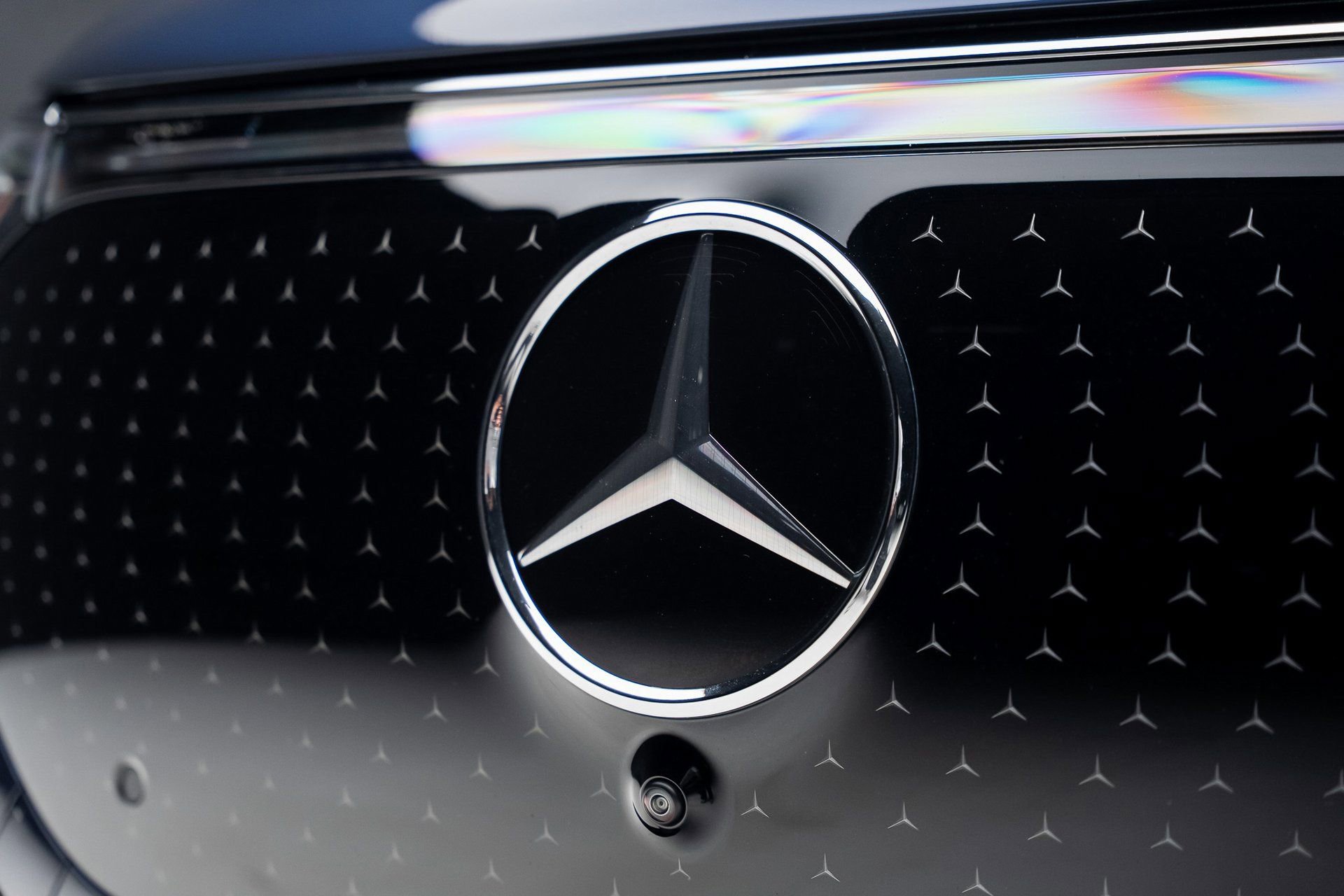 Used 2023 Mercedes-Benz EQS 450+ 4MATIC SUV w/ AMG Line Exterior Package image 12