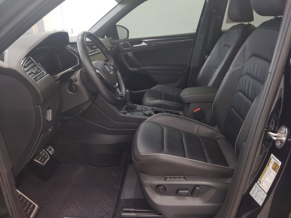 Used 2020 Volkswagen Tiguan SEL Premium R-Line w/ 3rd Row Seat Package image 11