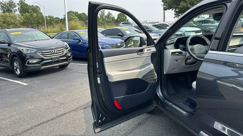Used 2024 Hyundai Palisade Calligraphy image 11
