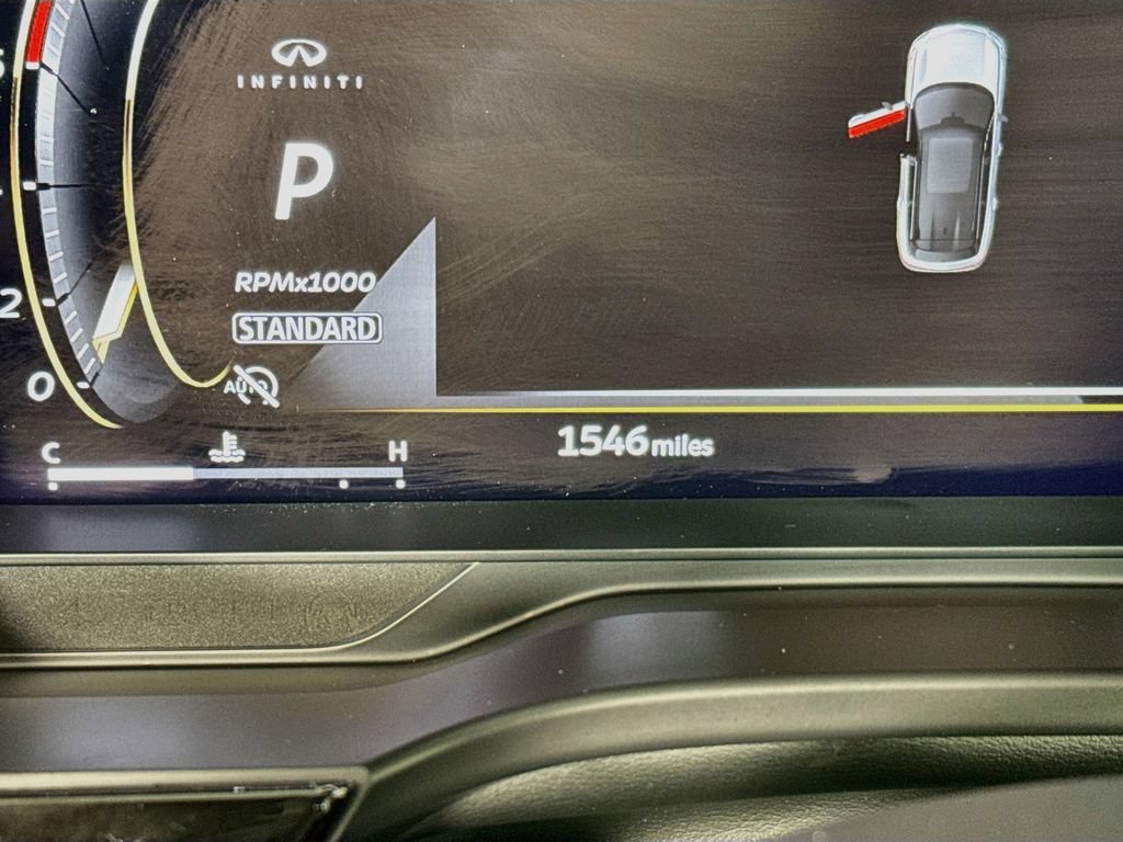 Used 2026 INFINITI QX60 Pure w/ Cargo Package FWD image 12