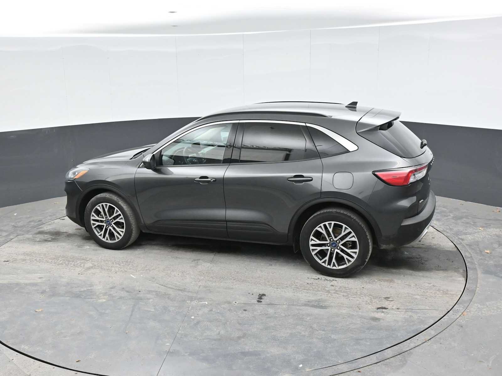 Used 2020 Ford Escape SEL AWD/4WD image 13