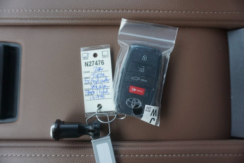 New 2026 Toyota Grand Highlander AWD image 32