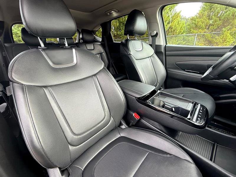 Used 2025 Hyundai Tucson Limited image 22