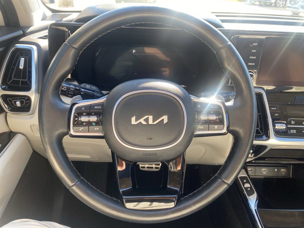 Certified 2024 Kia Sorento SX Prestige image 6