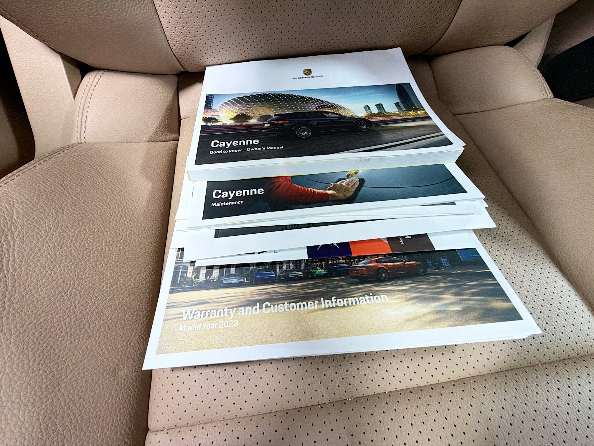 Certified 2023 Porsche Cayenne AWD/4WD image 45