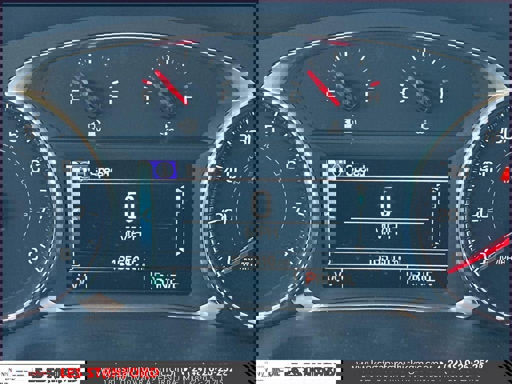 Used 2018 GMC Acadia SLT w/ LPO, Floor Liner Package image 22