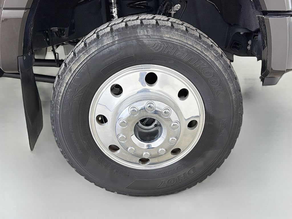 Used 2025 Ford F450 Platinum w/ Platinum Plus Package AWD/4WD image 29