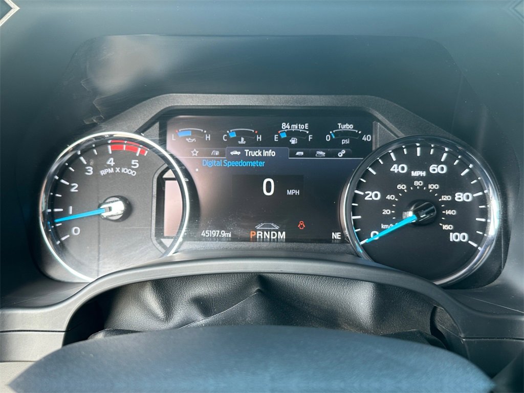 Used 2022 Ford F350 Platinum w/ FX4 Off-Road Package image 29