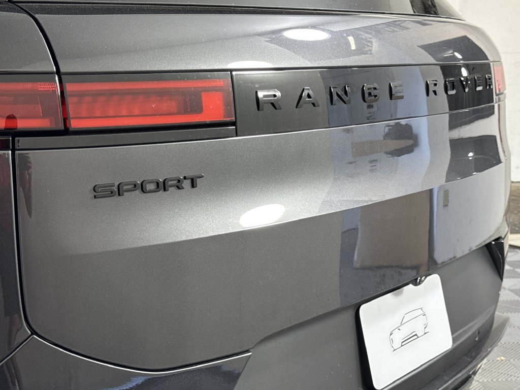 New 2027 Land Rover Range Rover Sport SE AWD/4WD image 7