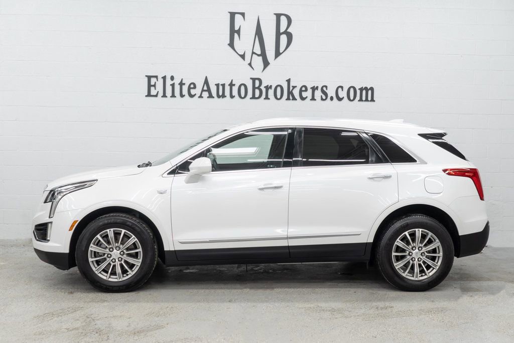 Used 2017 Cadillac XT5 Luxury w/ Driver Awareness Package image 2