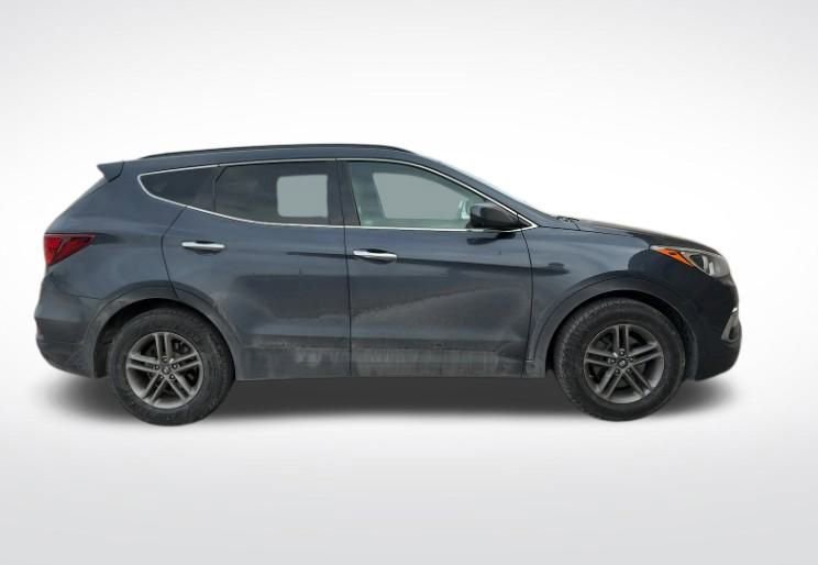 Used 2017 Hyundai Santa Fe Sport image 3
