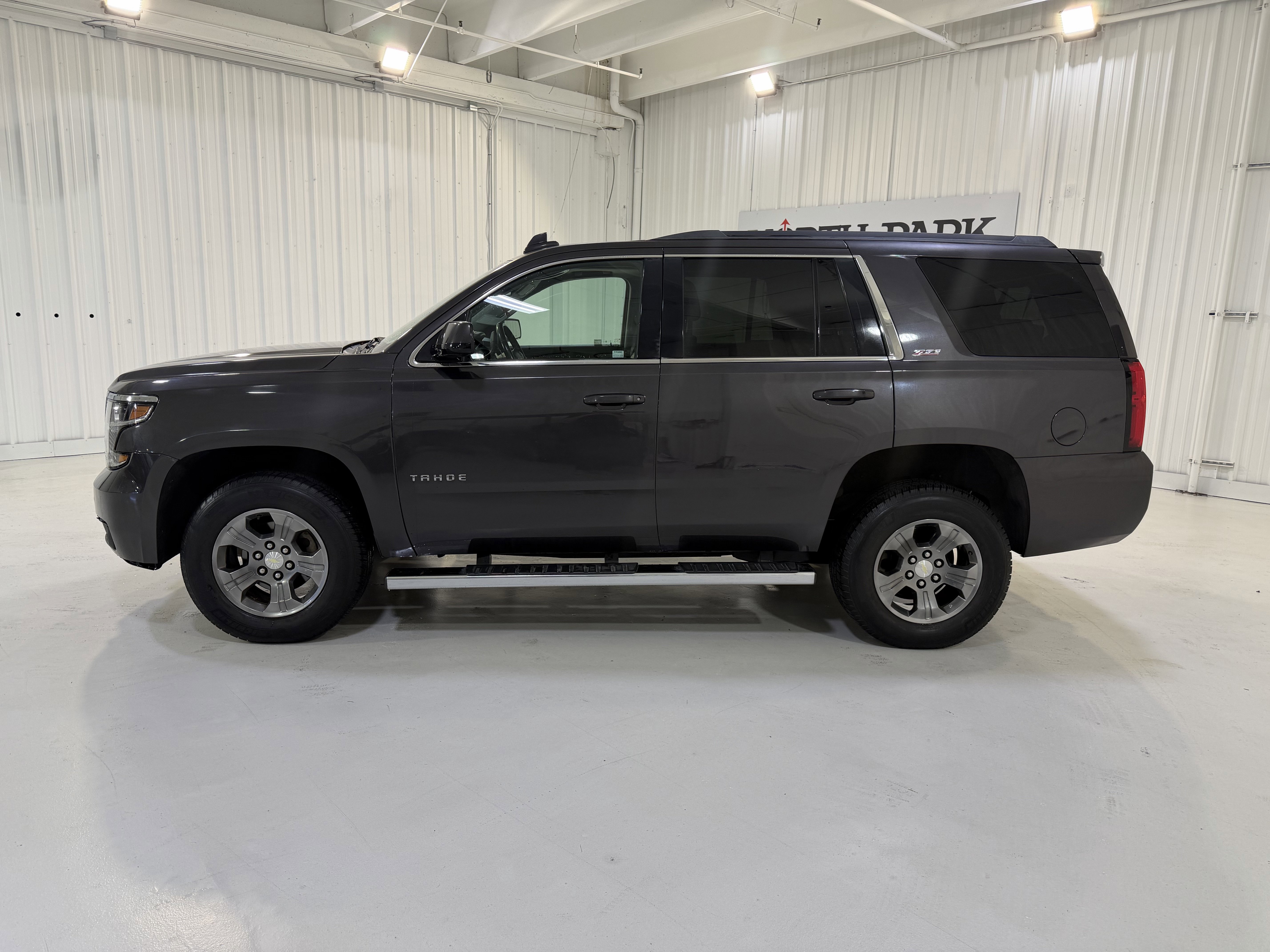 Used 2016 Chevrolet Tahoe LT AWD/4WD image 2