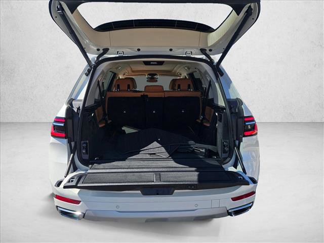 Certified 2026 BMW X7 xDrive40i AWD/4WD image 6
