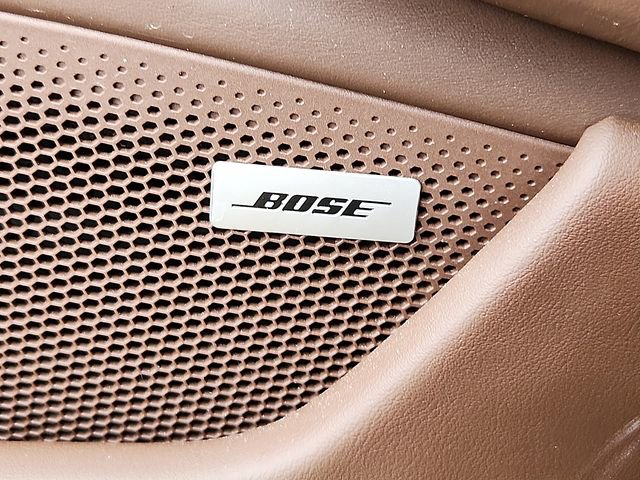 Used 2022 Porsche Taycan Turbo S image 27