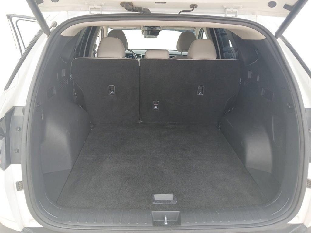 Used 2023 Hyundai Tucson Limited image 13