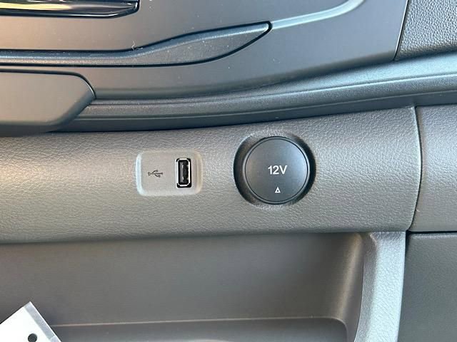 New 2025 Ford Transit 150 Low Roof image 36