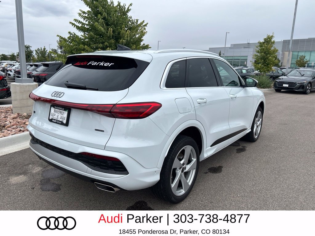 Used 2025 Audi Q5 Premium Plus w/ Premium Plus AWD/4WD image 4