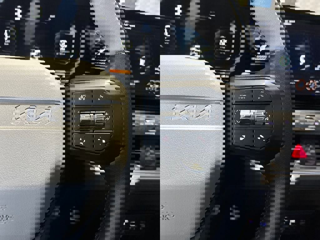 Used 2025 Kia K4 GT-Line Turbo image 18