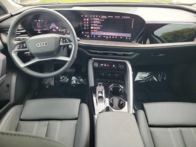 Certified 2025 Audi Q5 Premium Plus w/ Premium Plus AWD/4WD video 2