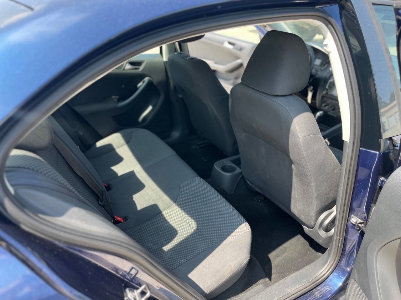 Used 2013 Volkswagen Jetta SE image 17