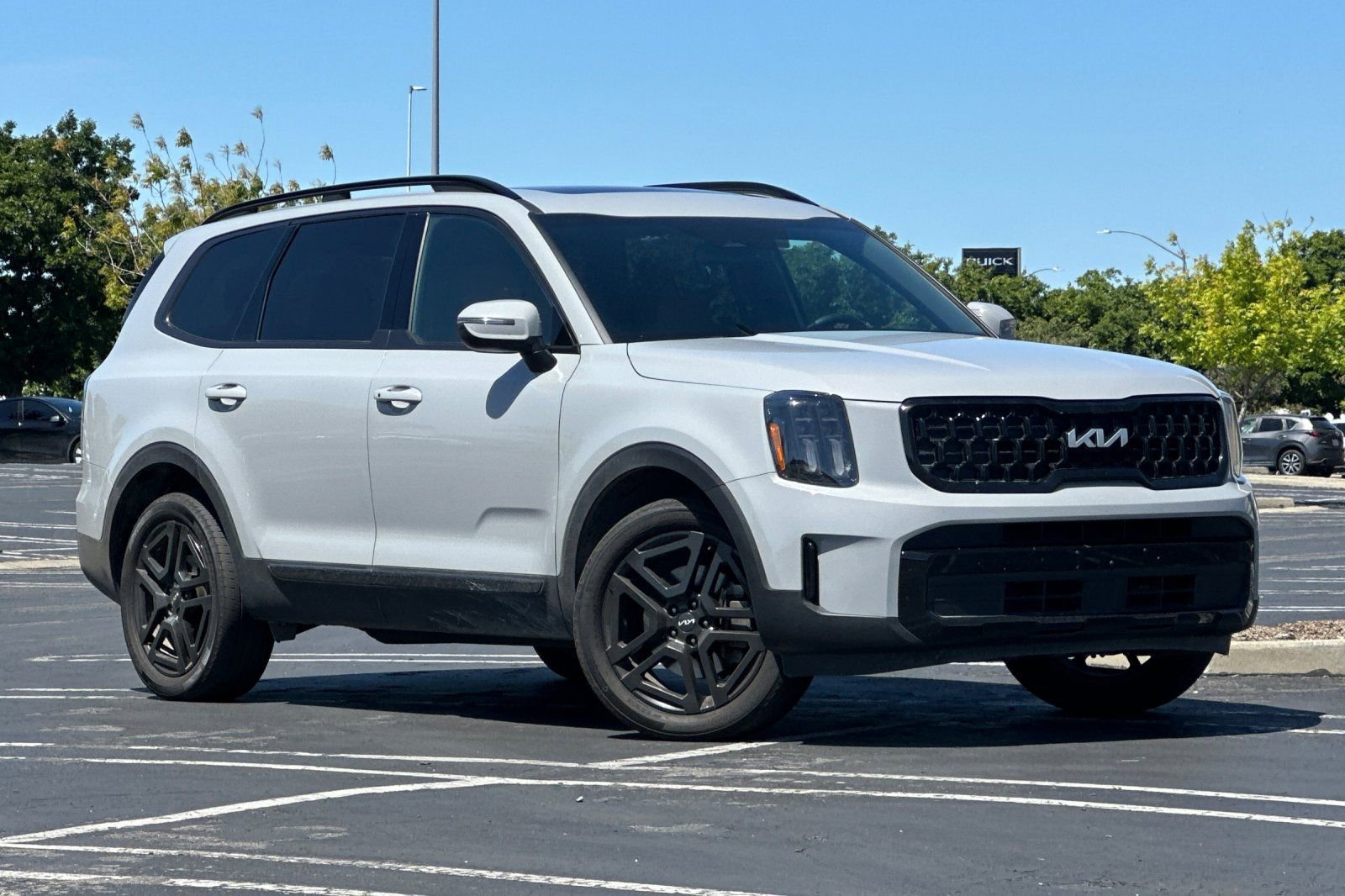 Used 2024 Kia Telluride EX X-Line image 2