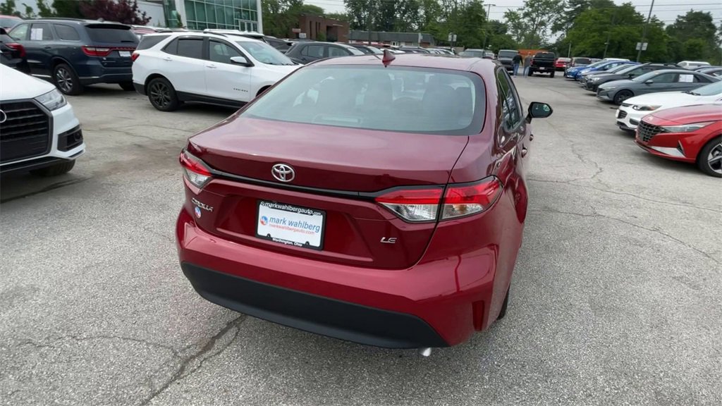 Used 2024 Toyota Corolla LE image 9