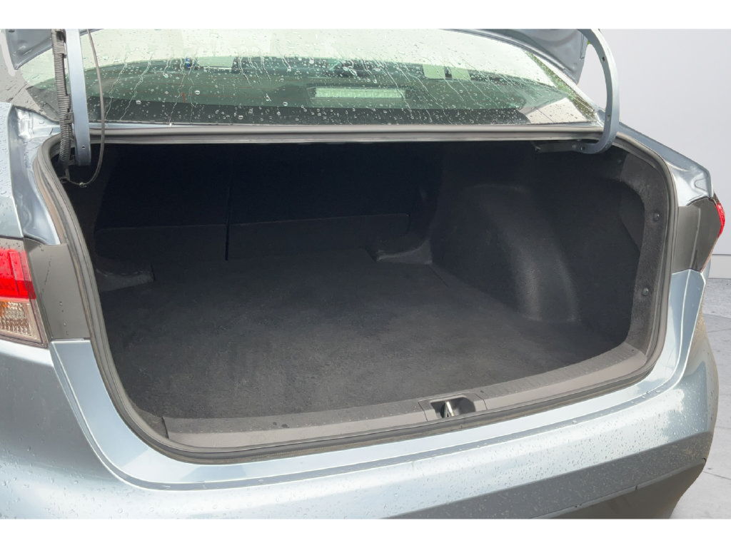 Used 2024 Toyota Corolla LE FWD image 18