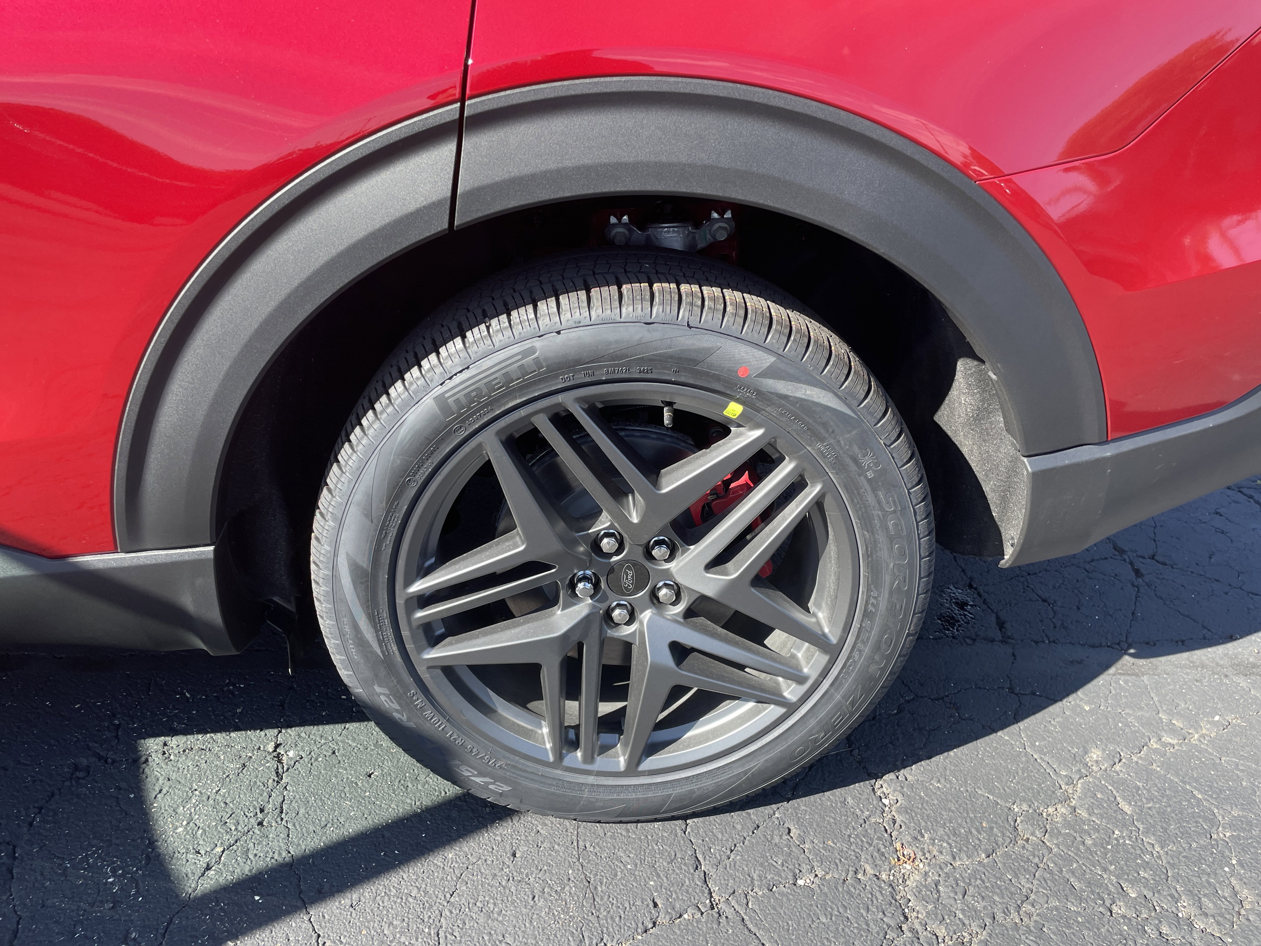 New 2026 Ford Explorer ST-Line image 13