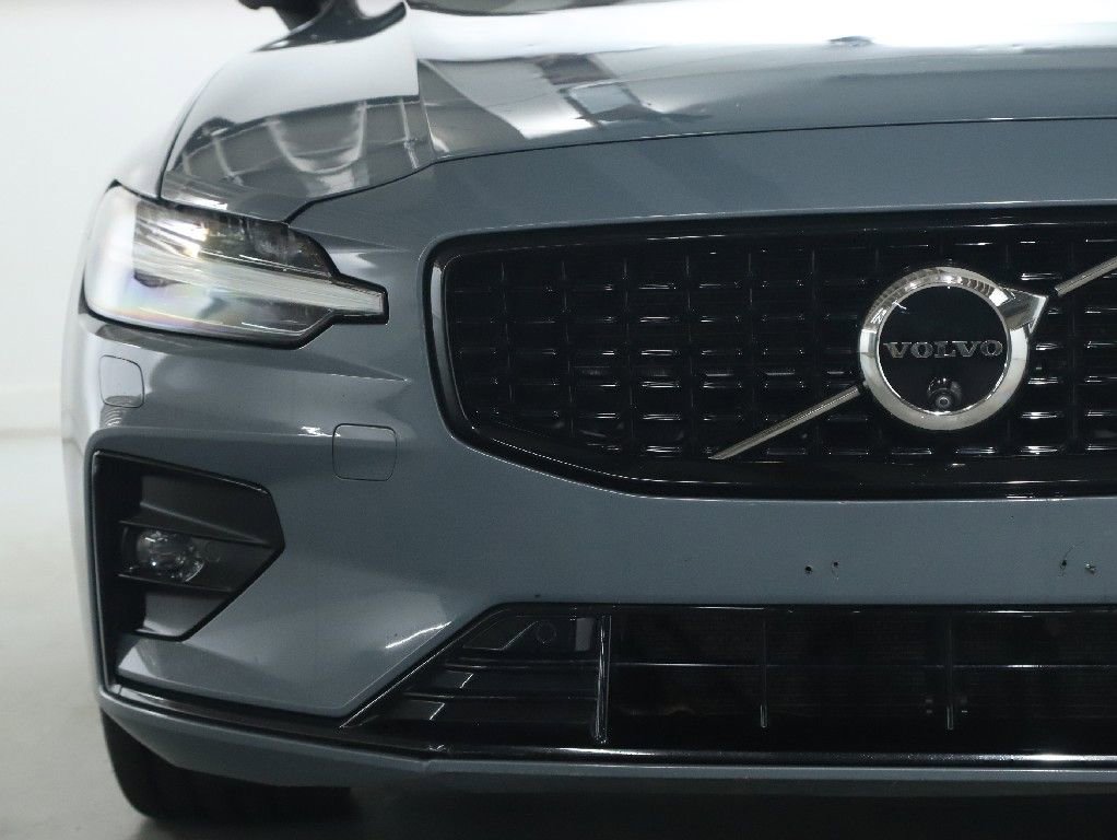 Used 2024 Volvo S60 B5 Plus FWD image 6