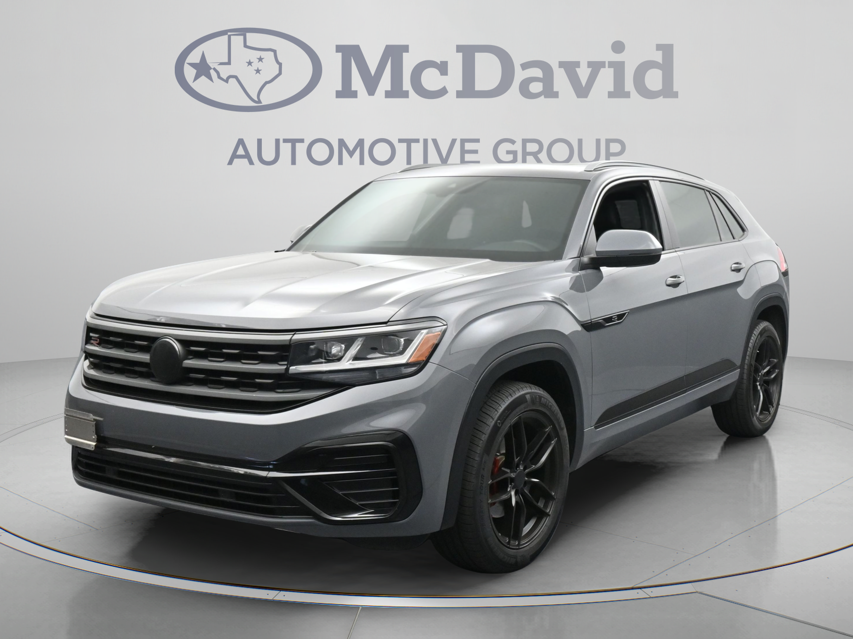 Used 2020 Volkswagen Atlas Cross Sport SEL R-Line FWD video 1