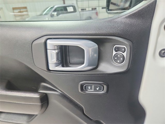 Used 2021 Jeep Wrangler Unlimited Rubicon image 32