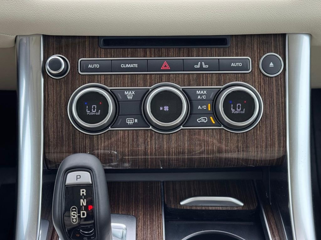 Used 2016 Land Rover Range Rover Sport HSE image 14