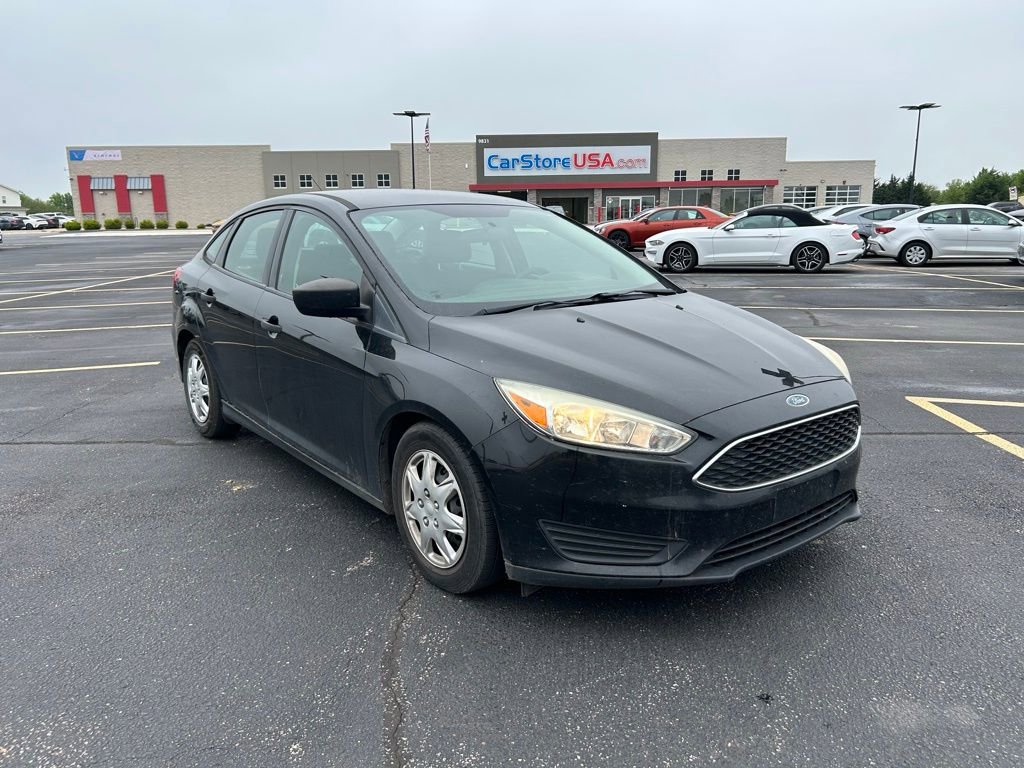 Used 2015 Ford Focus S FWD image 1