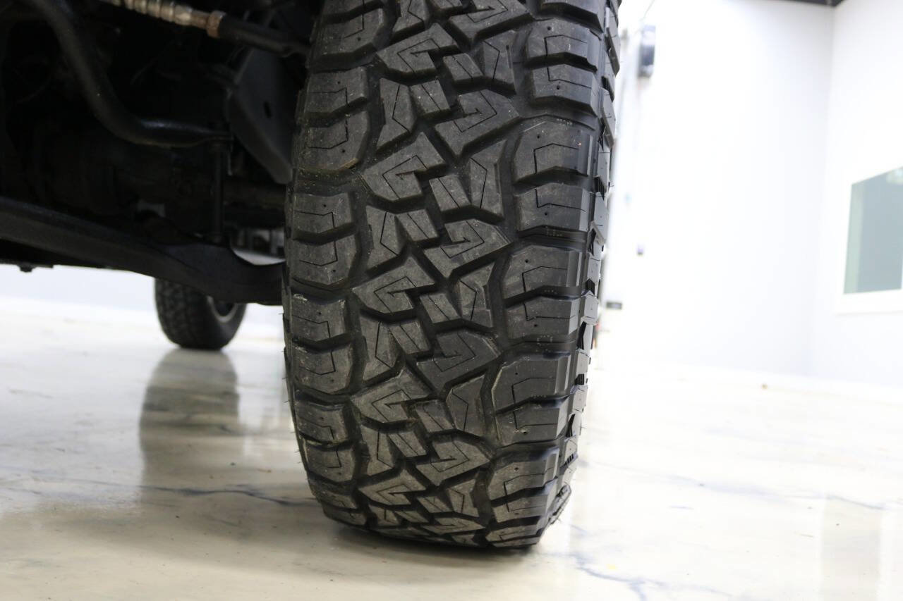 Used 2006 GMC Sierra 2500 SLT w/ Heavy-Duty Power Package image 12