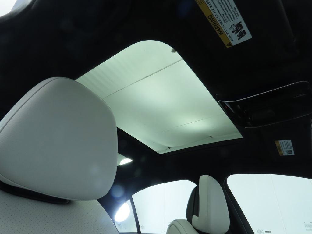 New 2025 Mercedes-Benz C 300 Sedan image 20