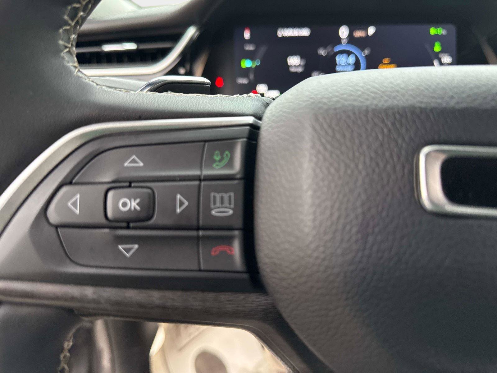 Used 2024 Jeep Grand Cherokee Limited 4xe image 29