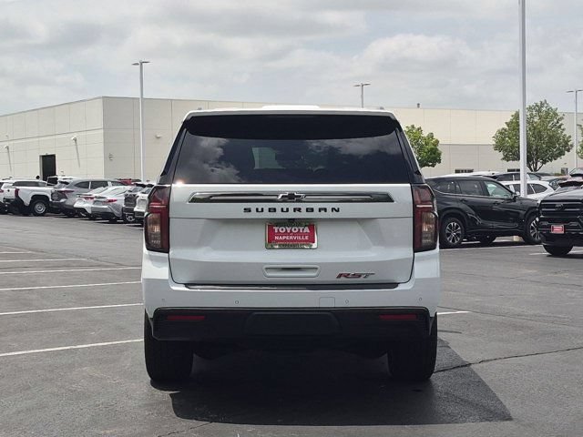 Used 2022 Chevrolet Suburban RST w/ Luxury Package AWD/4WD image 6