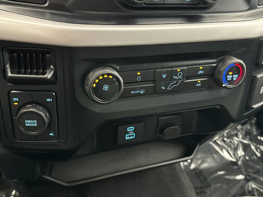 Used 2023 Ford F150 XLT AWD/4WD image 18