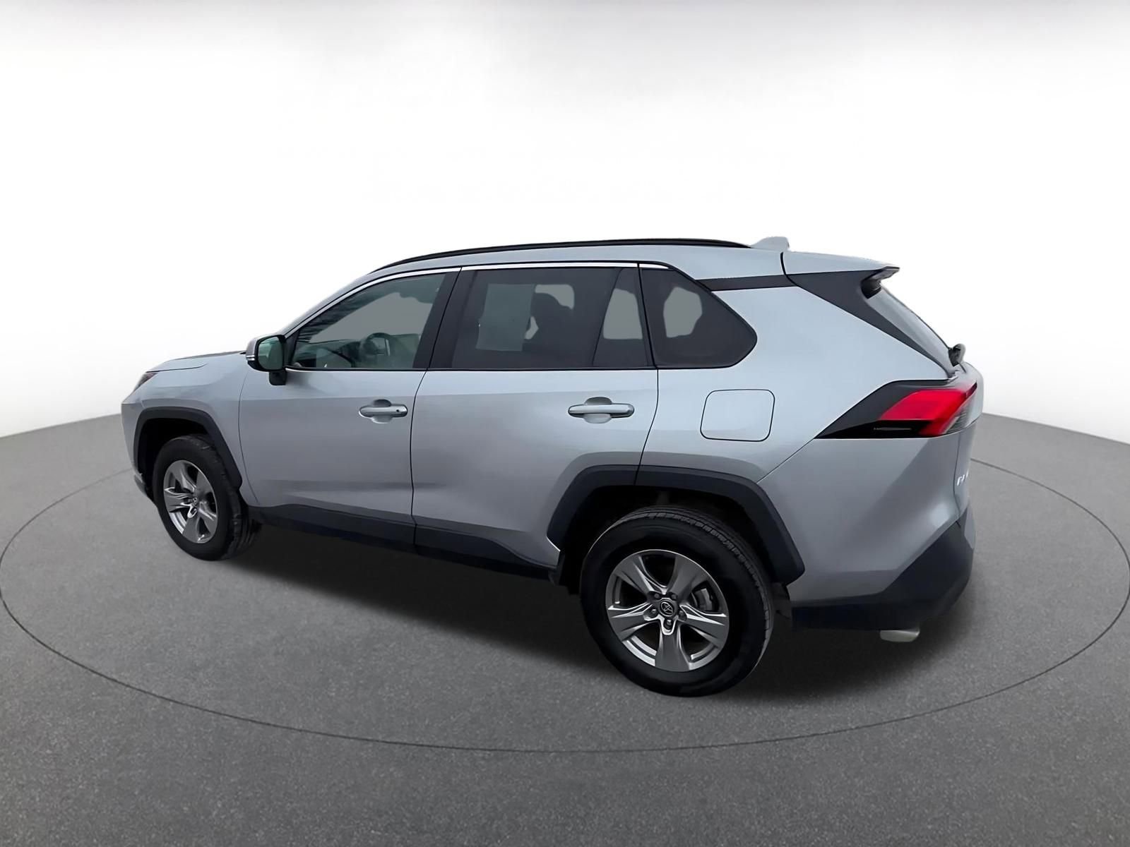 Used 2024 Toyota RAV4 XLE image 10