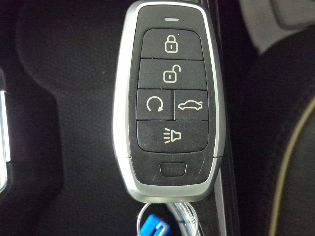 Used 2019 Chevrolet Blazer Premier w/ Sun and Wheels Package image 29